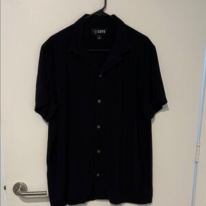 Cuts Clothing Men's Dark Blue Button Down Shirt